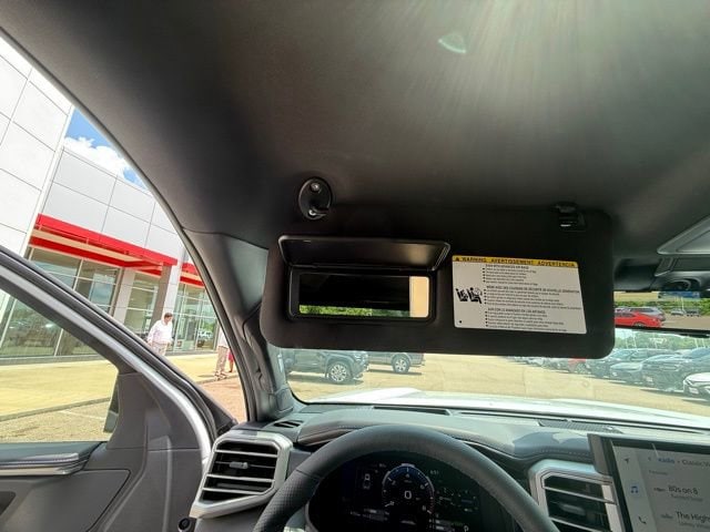2025 Toyota Tundra Platinum - Photo 26