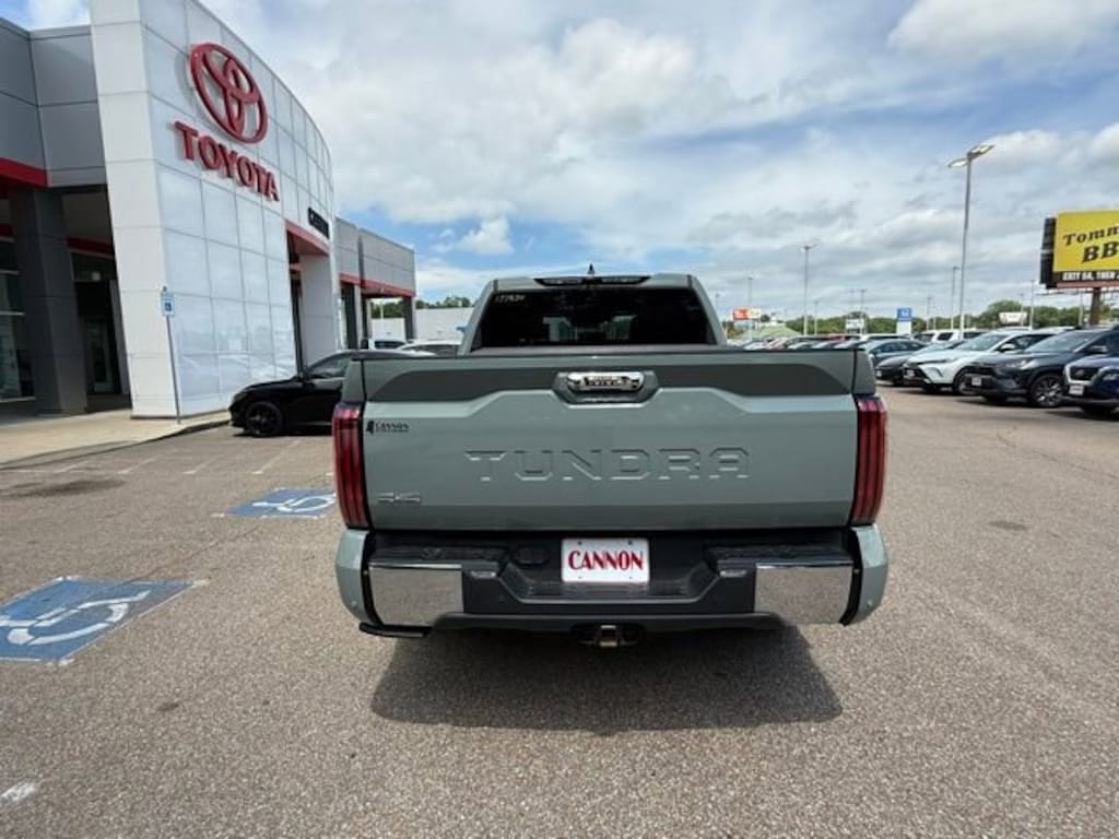 Used 2024 Toyota Tundra 4WD 1794 Edition 1794 Edition CrewMax 5.5 Bed