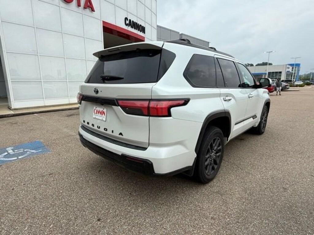 Used 2023 Toyota Sequoia Platinum Platinum 4WD