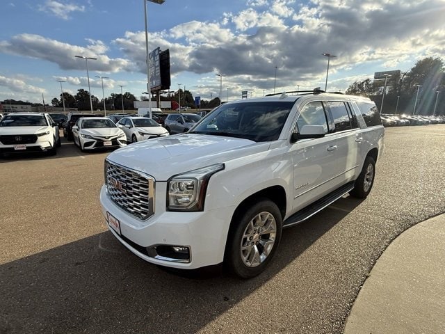 2020 GMC Yukon XL Denali's photo