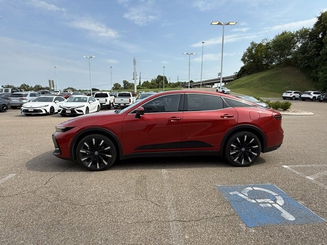 2023 Toyota Crown Platinum photo 2