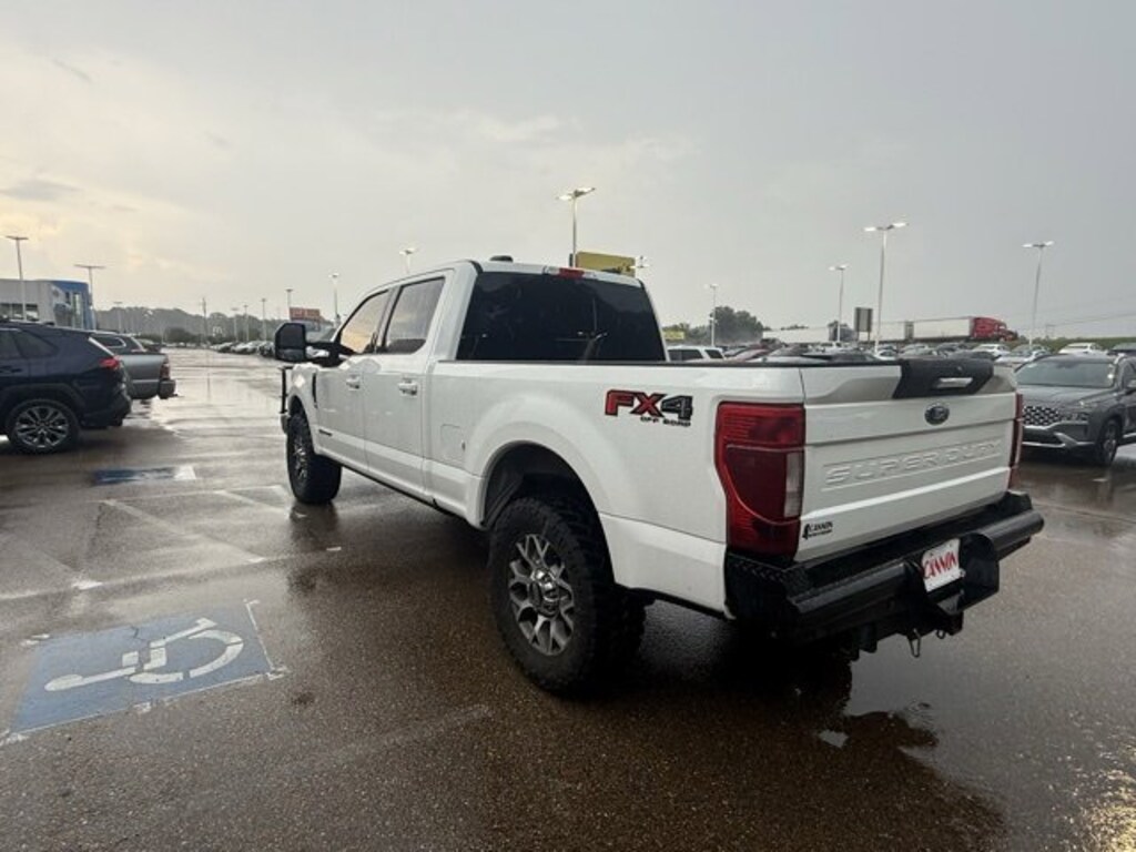 Used 2022 Ford Super Duty F-250 SRW LARIAT LARIAT 4WD Crew Cab 6.75 Box
