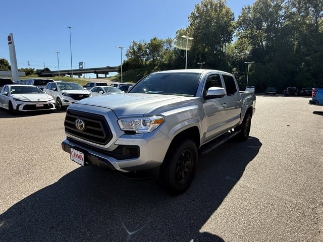 2023 Toyota Tacoma SR's photo