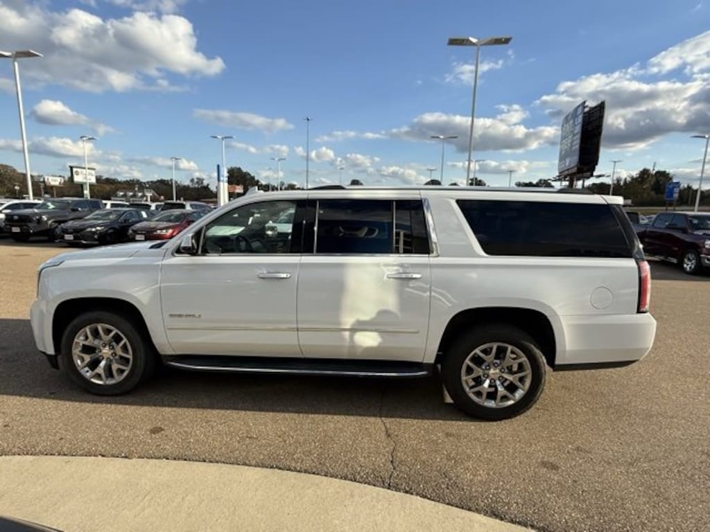 Used 2020 GMC Yukon XL Denali 4WD Denali