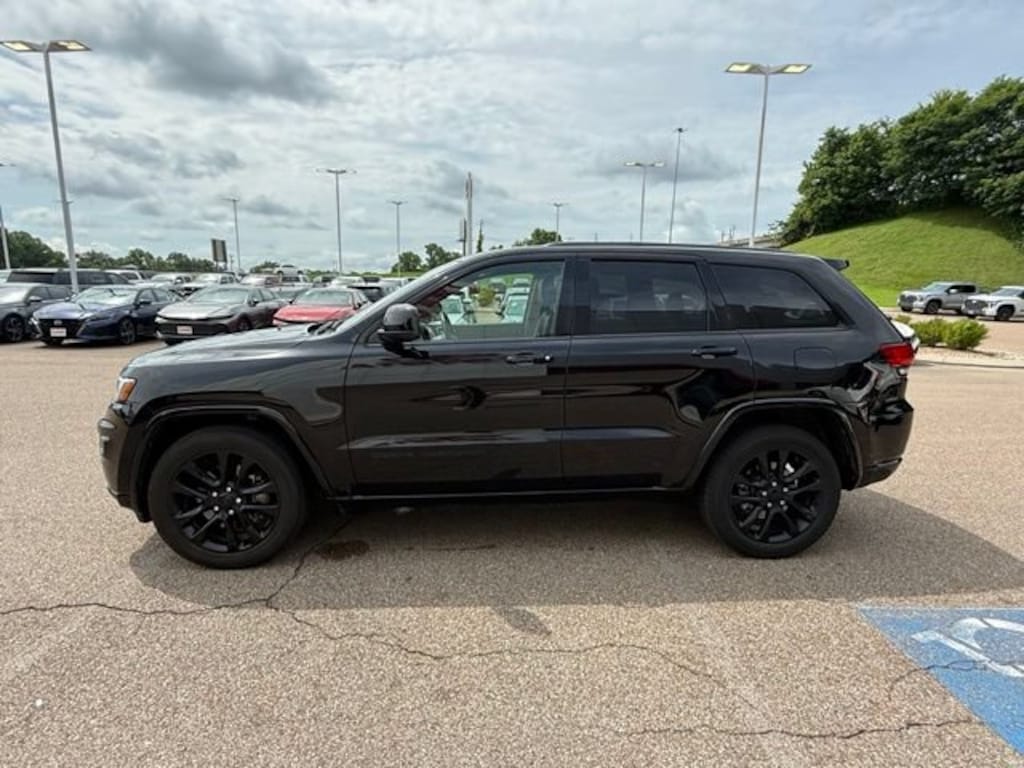 Used 2021 Jeep Grand Cherokee Laredo X Laredo X 4x2