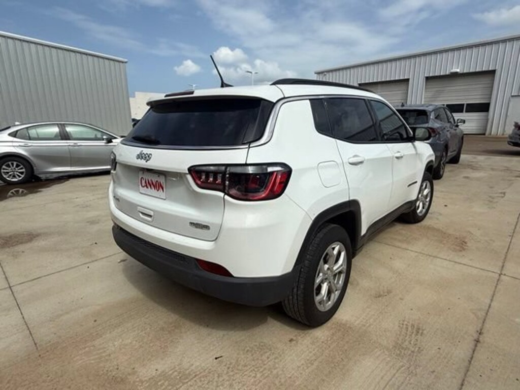 Used 2024 Jeep Compass Latitude Latitude 4x4