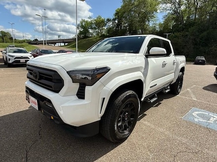 2024 Toyota Tacoma 2WD SR5 SR5 Double Cab 5 Bed AT