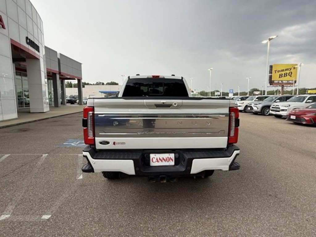 Used 2023 Ford Super Duty F-250 SRW Platinum Platinum 4WD Crew Cab 6.75 Box