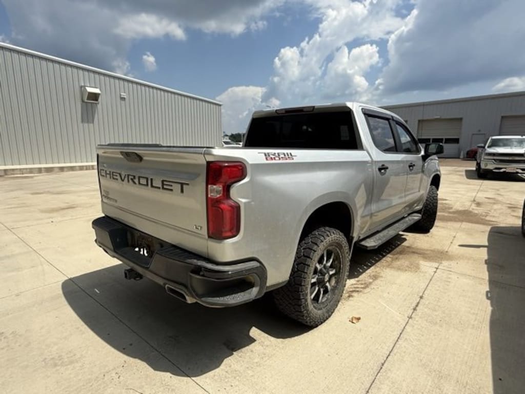 Used 2021 Chevrolet Silverado 1500 LT Trail Boss 4WD Crew Cab 147 LT Trail Boss
