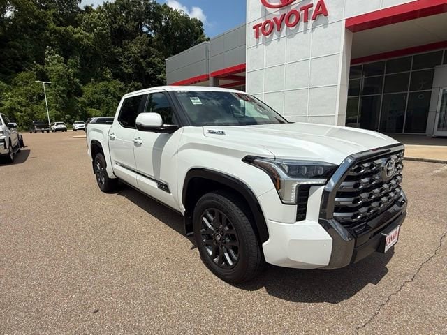 2025 Toyota Tundra Platinum - Photo 9