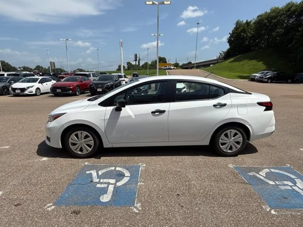 Used 2023 Nissan Versa S S CVT