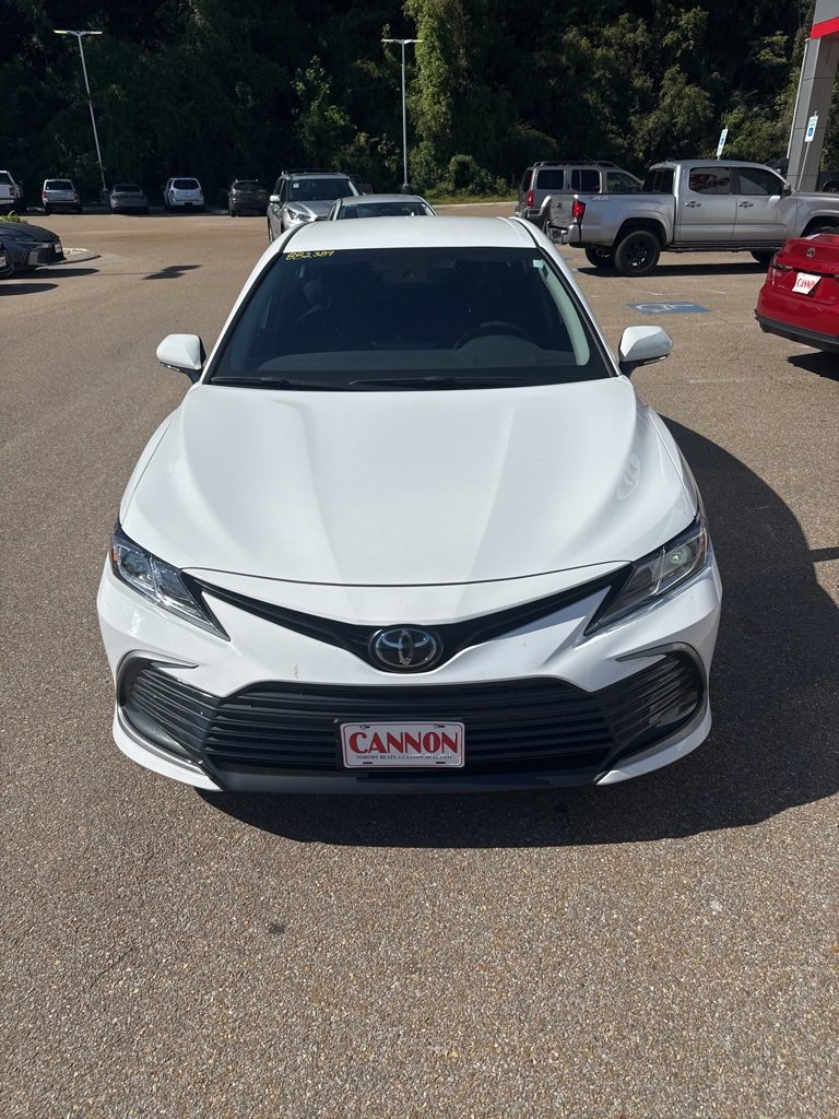 2024 Toyota Camry LE photo 2