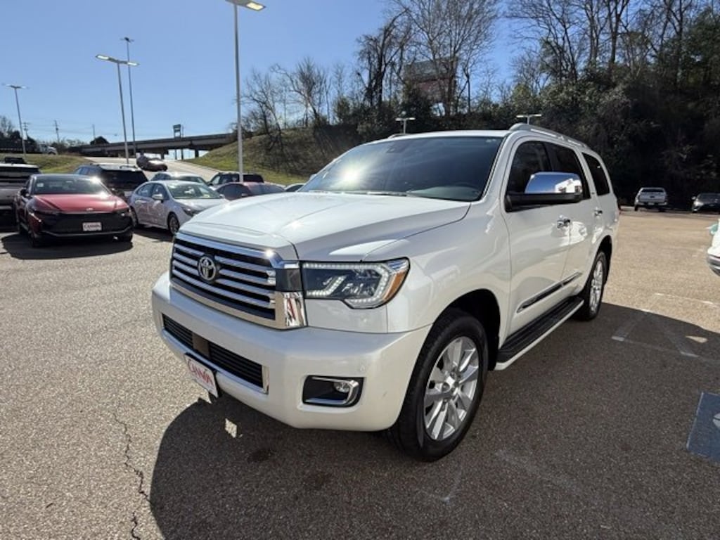 Used 2018 Toyota Sequoia Platinum Platinum RWD