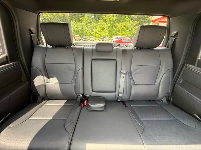 2025 Toyota Tundra Platinum - Photo 28
