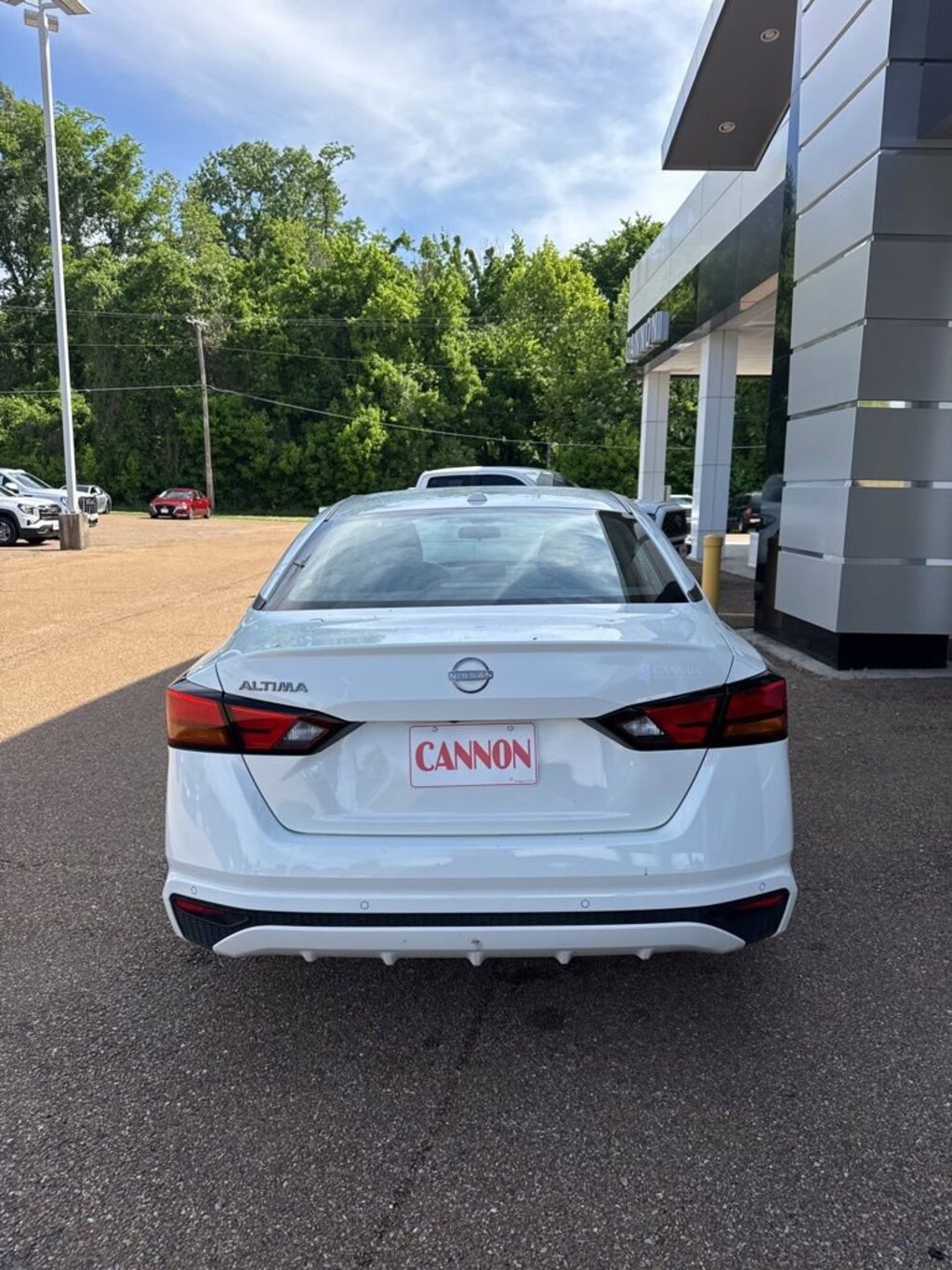 Used 2025 Nissan Altima SV SV FWD