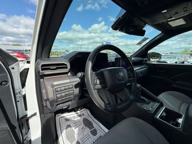 2024 Toyota Tacoma SR5 - Photo 14