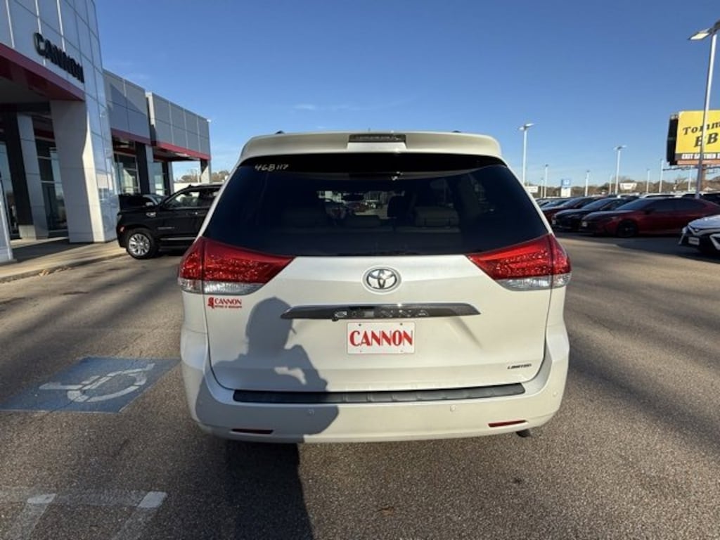 Used 2014 Toyota Sienna L Van