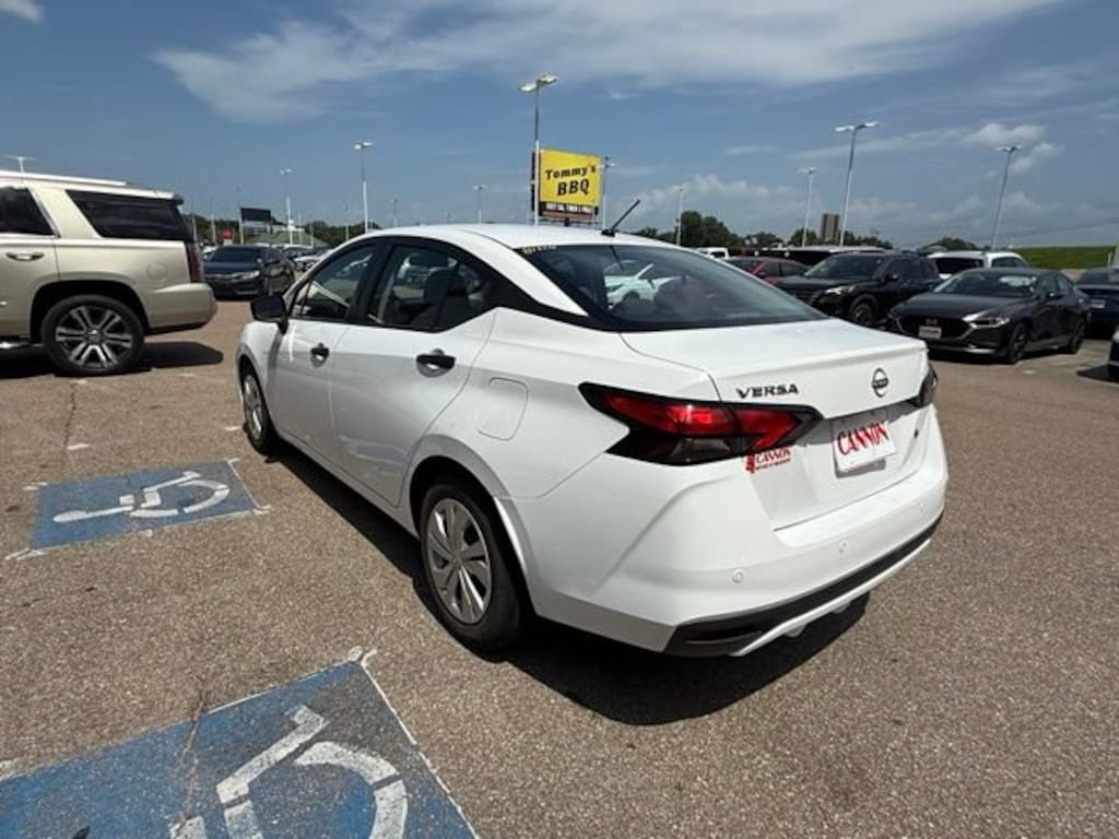 Used 2023 Nissan Versa S S CVT