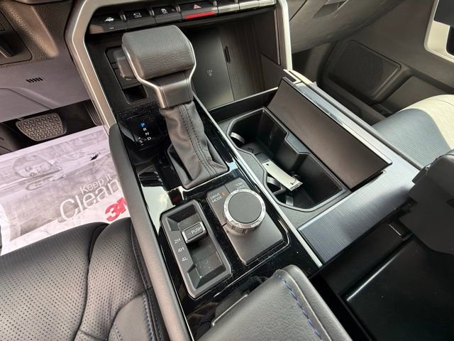 2025 Toyota Tundra Platinum - Photo 20