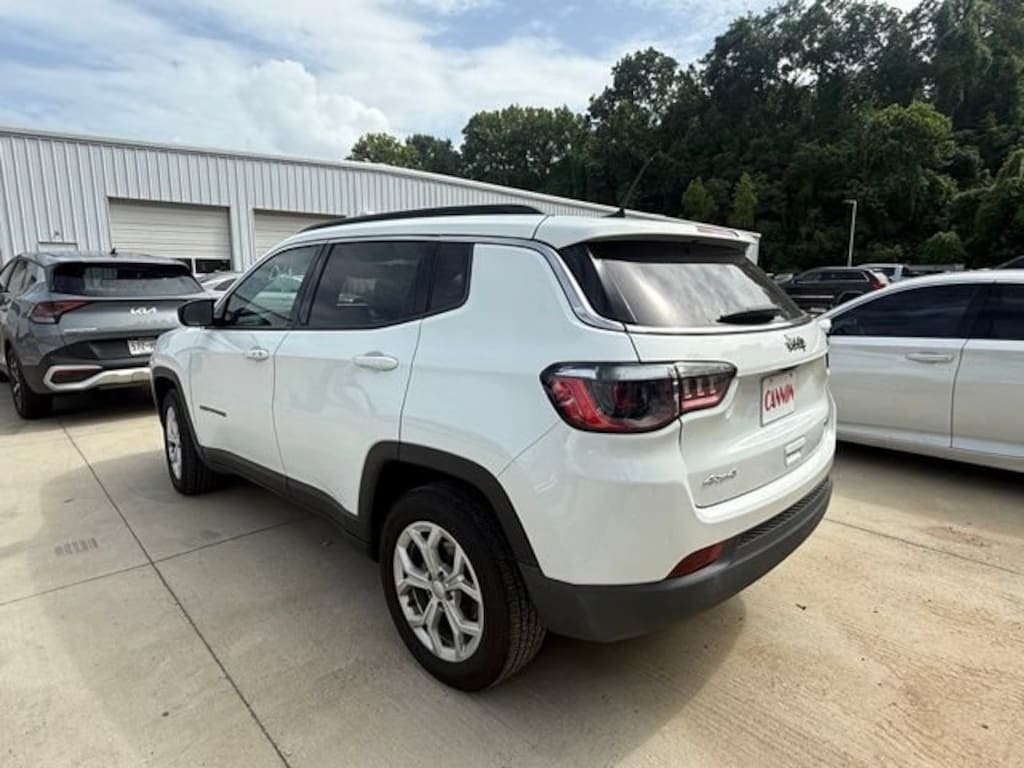 Used 2024 Jeep Compass Latitude Latitude 4x4