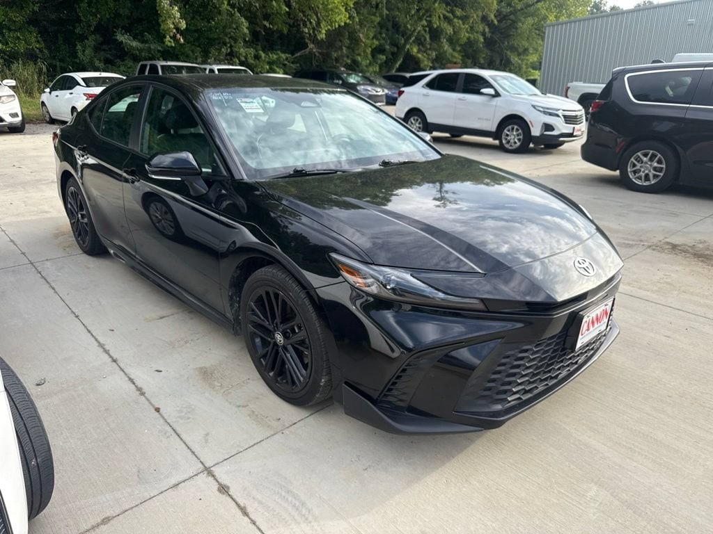 Used 2025 Toyota Camry SE SE