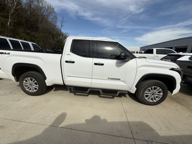 Used 2022 Toyota Tundra SR5 with VIN 5TFLA5DA8NX027987 for sale in Vicksburg, MS