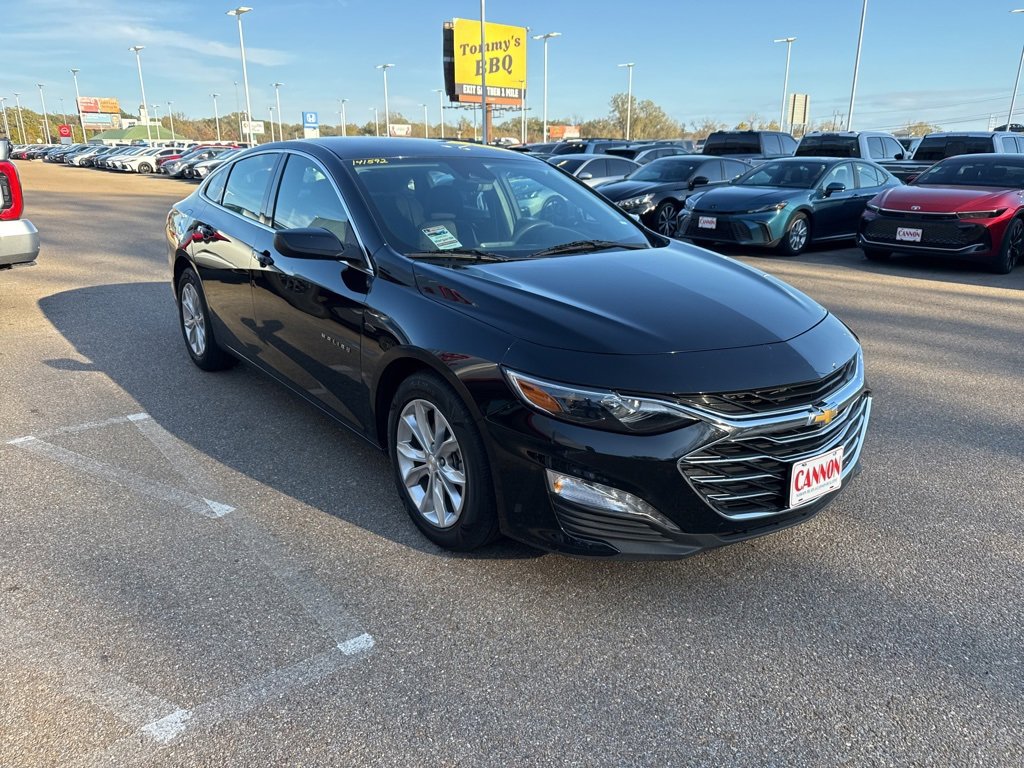 2024 Chevrolet Malibu 1LT photo 3