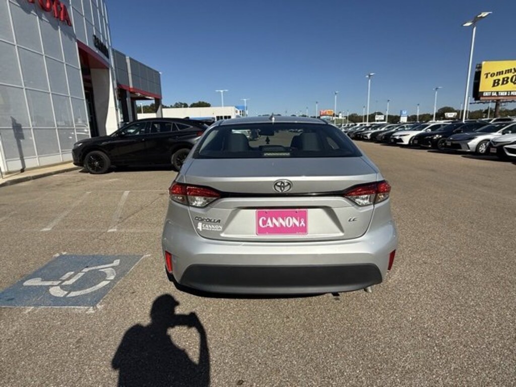 Used 2023 Toyota Corolla LE LE CVT