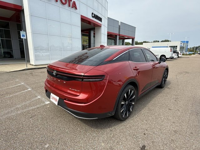 2023 Toyota Crown Platinum photo 3