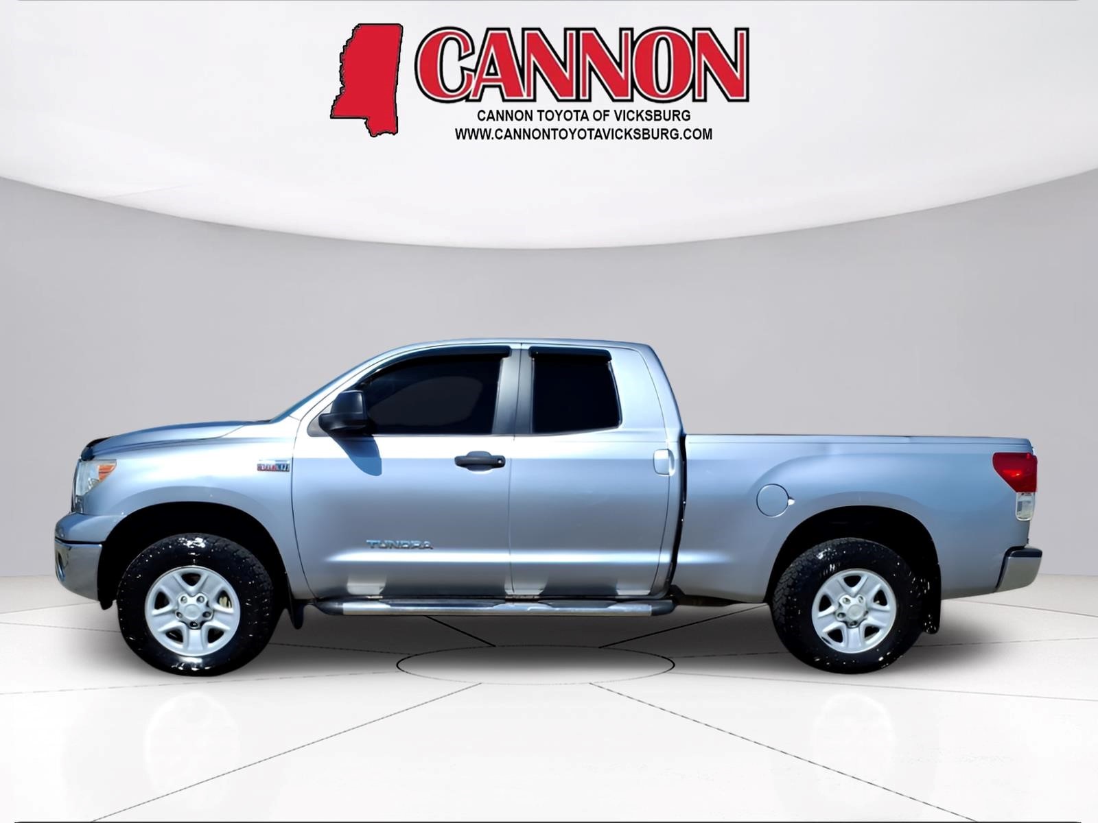Used 2012 Toyota Tundra Tundra Grade with VIN 5TFUW5F1XCX226099 for sale in Vicksburg, MS