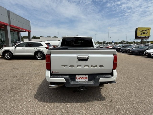 2024 Toyota Tacoma Limited 4x4 photo 2