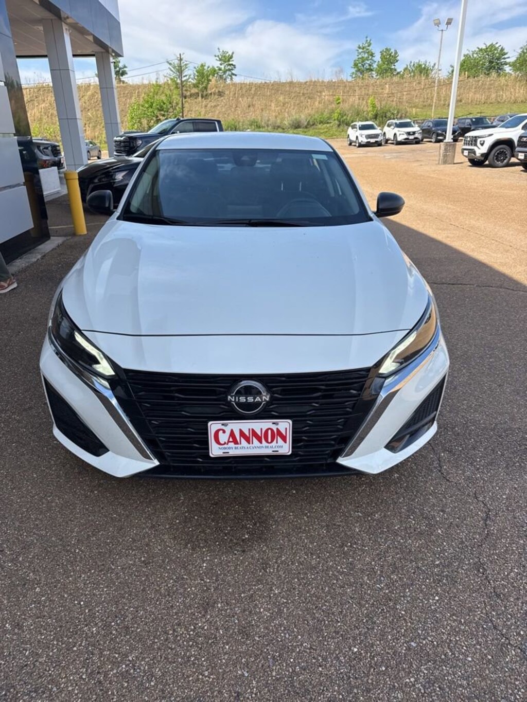 Used 2025 Nissan Altima SV SV FWD