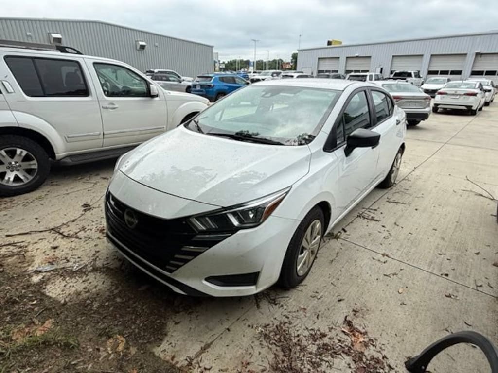 Used 2023 Nissan Versa S S CVT