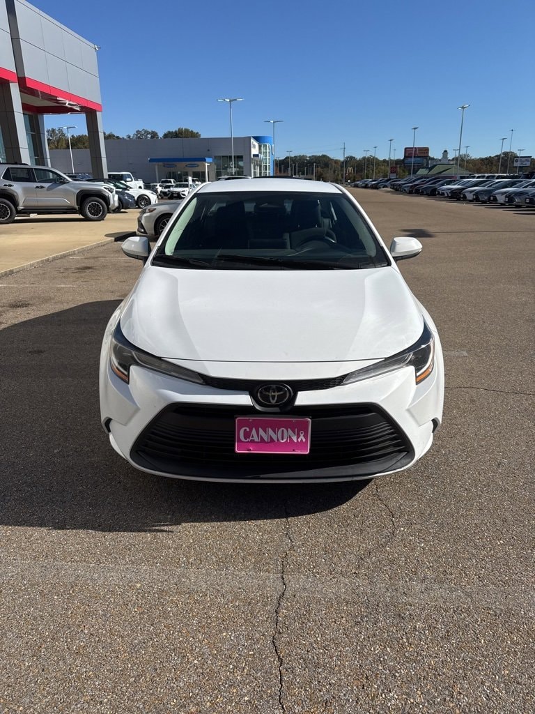 Used 2023 Toyota Corolla LE with VIN 5YFB4MDE8PP056066 for sale in Vicksburg, MS
