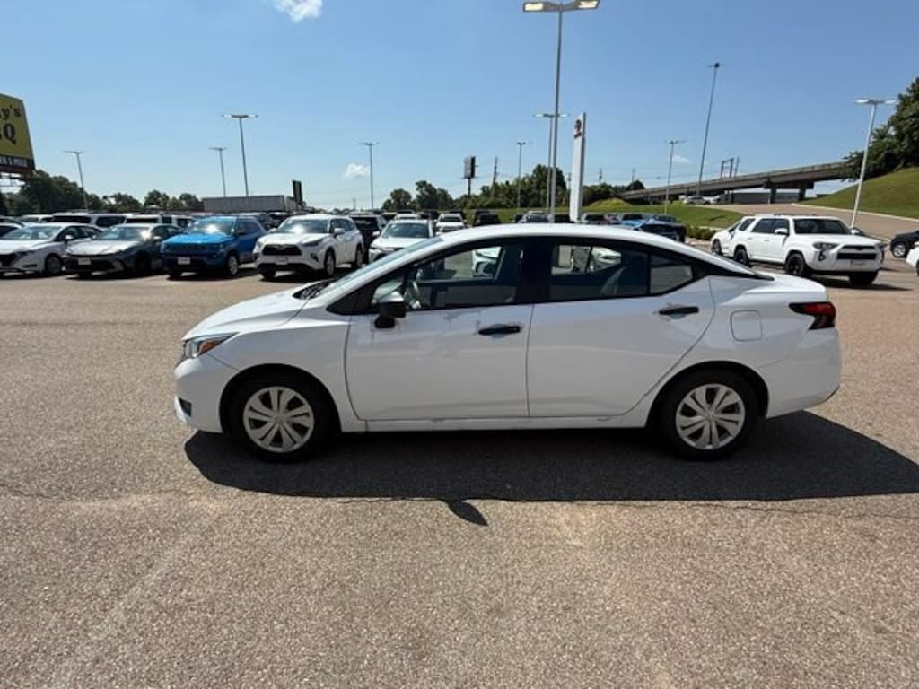 Used 2023 Nissan Versa S S CVT