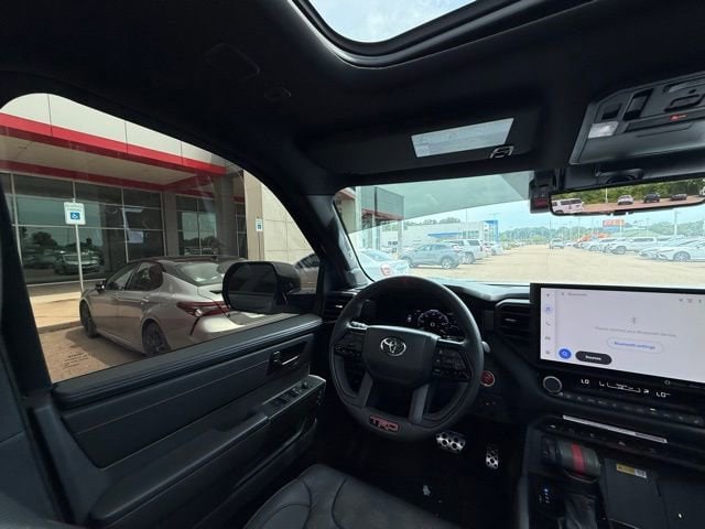 2024 Toyota Sequoia TRD Pro - Photo 32