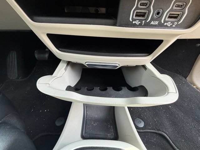 2023 Chrysler Pacifica Hybrid Touring L - Photo 38