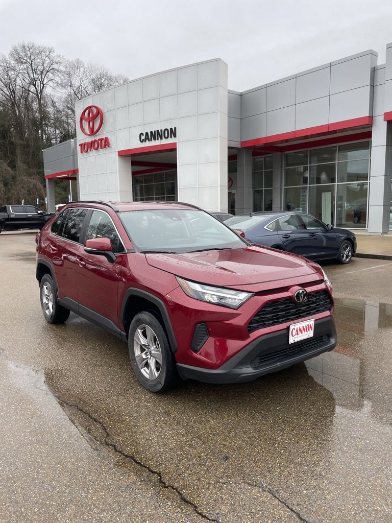 Used 2023 Toyota RAV4 XLE with VIN 2T3W1RFV8PW284577 for sale in Vicksburg, MS