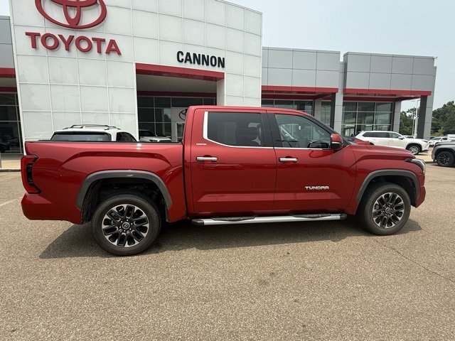 2023 Toyota Tundra Limited CrewMax photo 4