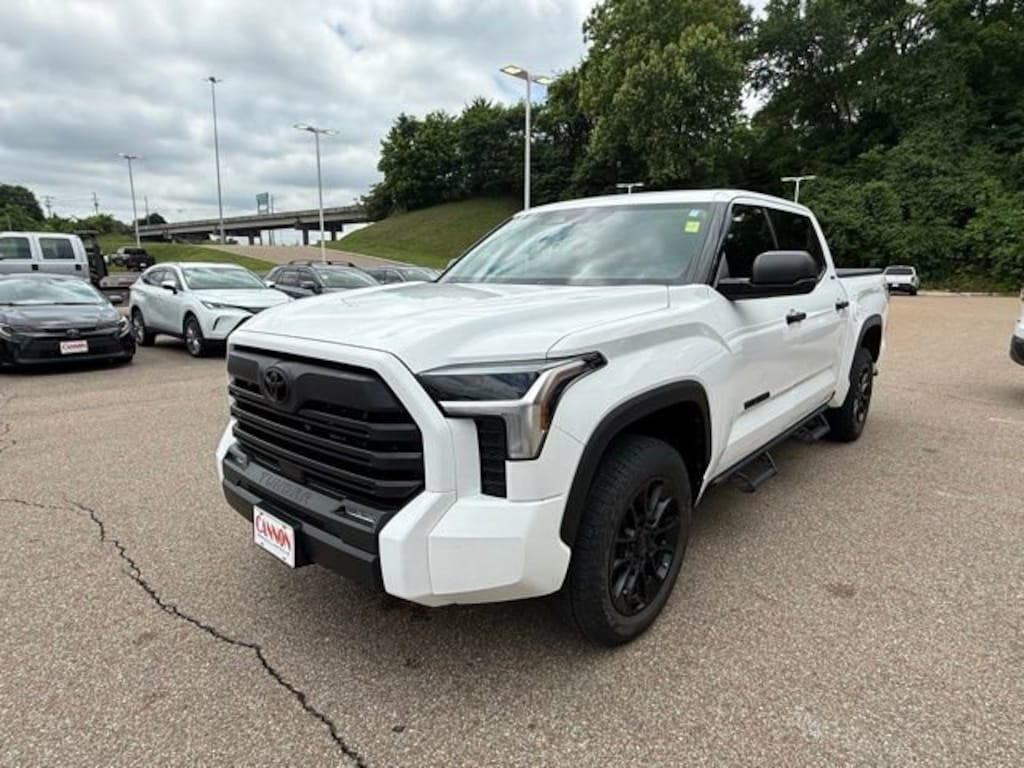 Used 2023 Toyota Tundra 4WD SR5 SR5 CrewMax 5.5 Bed