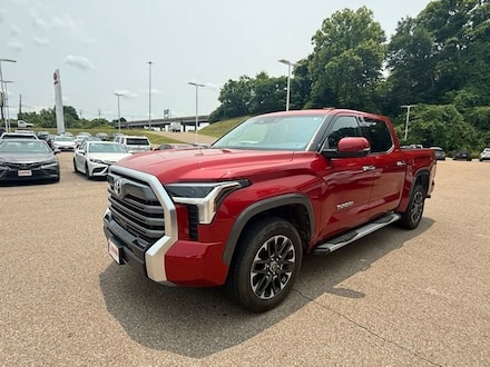 2023 Toyota Tundra 4WD Limited Limited CrewMax 5.5 Bed