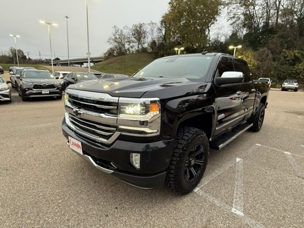 Used 2016 Chevrolet Silverado 1500 High Country 4WD Crew Cab 143.5 High Country