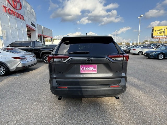 2024 Toyota RAV4 XLE Premium photo 4