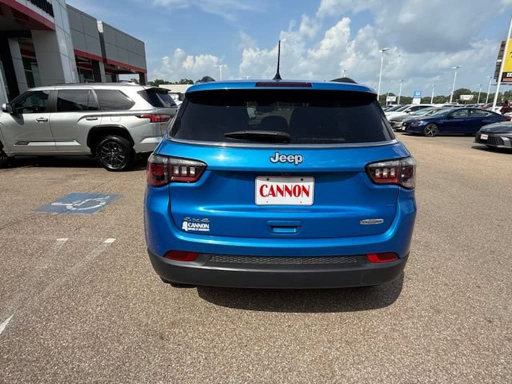 Used 2024 Jeep Compass Latitude Latitude 4x4