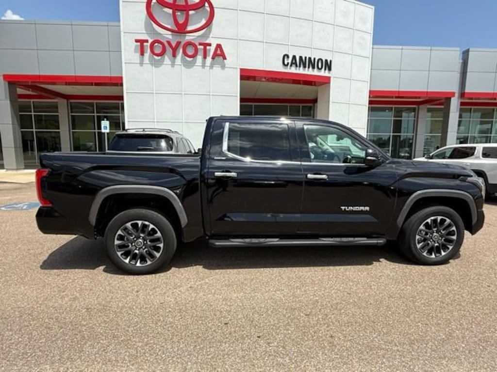 Used 2024 Toyota Tundra 4WD Limited Limited CrewMax 5.5 Bed