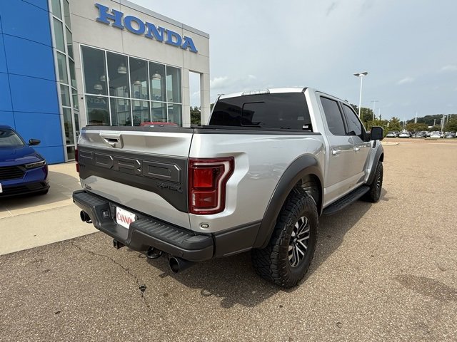 2019 Ford F-150 Raptor photo 3