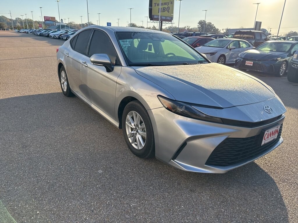 Used 2025 Toyota Camry LE LE