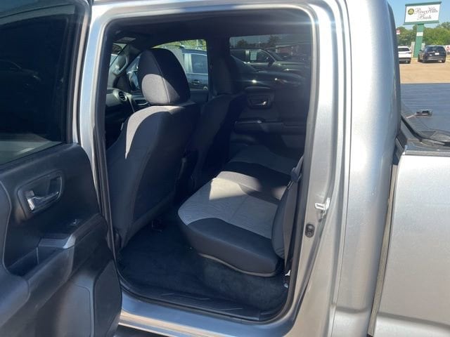 2021 Toyota Tacoma TRD Off Road - Photo 12