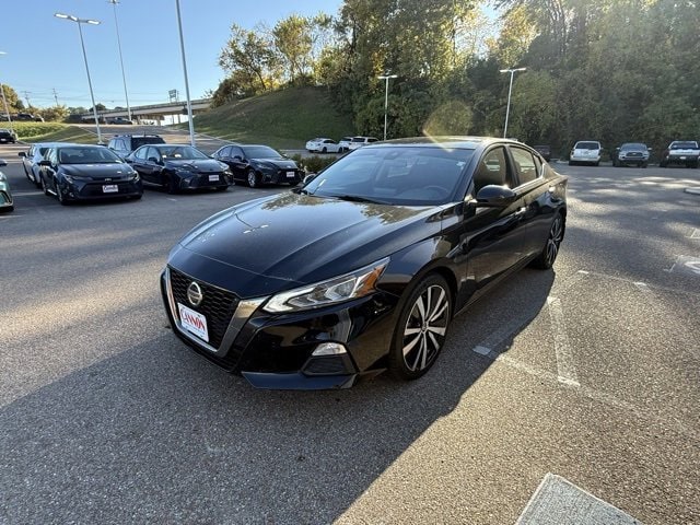 2022 Nissan Altima SR