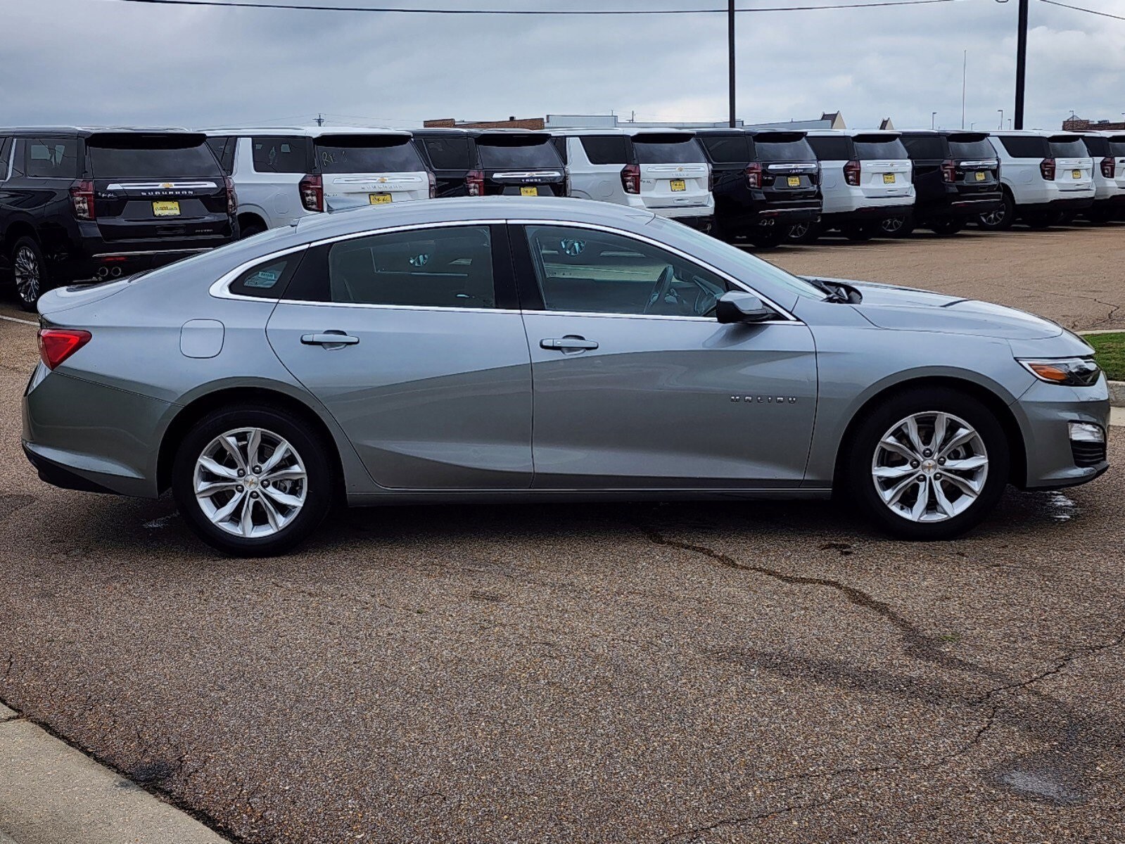 Used 2023 Chevrolet Malibu 1LT with VIN 1G1ZD5ST9PF161737 for sale in Madison, MS